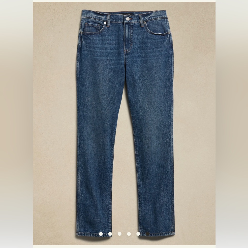 BANANA REPUBLIC SLOUCH JEANS *NEW WITH TAGS*